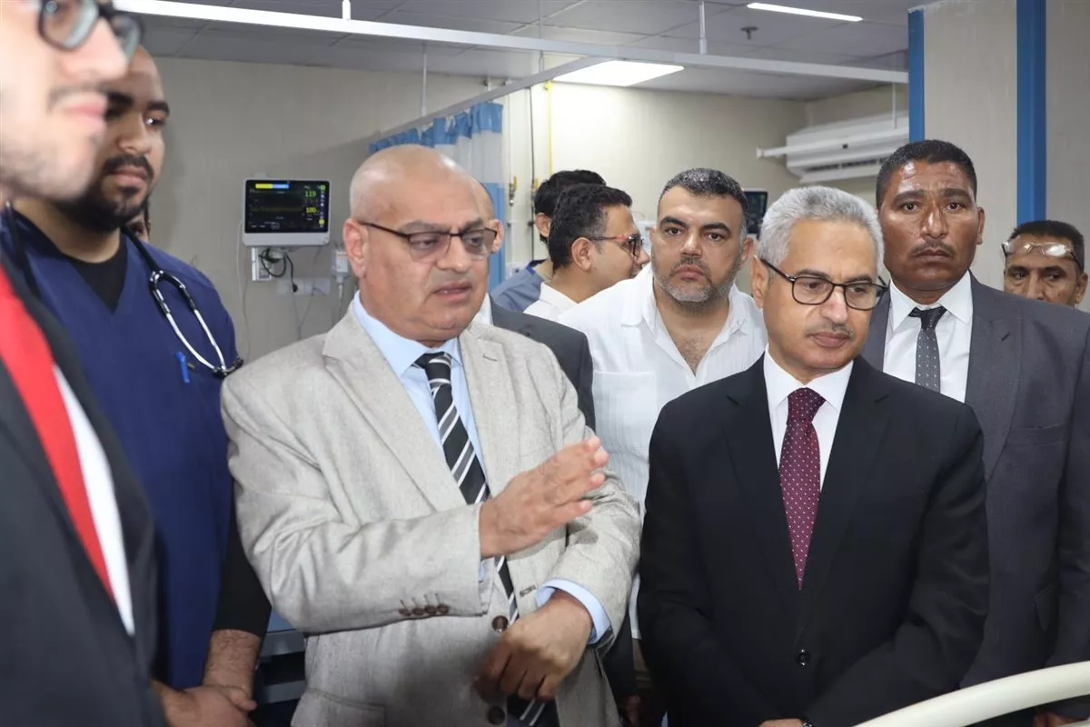 محافظ بني سويف يزور مصابي الحادث