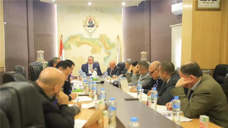 أعضاء مجالس نقابات المحامين الفرعية يثبتون إضرابهم أمام محاكم الاستئناف 
