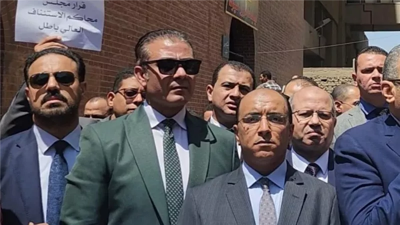 إضراب المحامين في أسيوط اعتراضا على زيادة الرسوم القضائية (صور) 