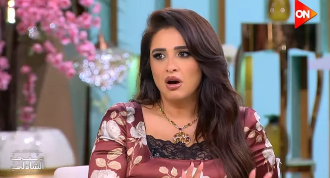 ياسمين عبد العزيز