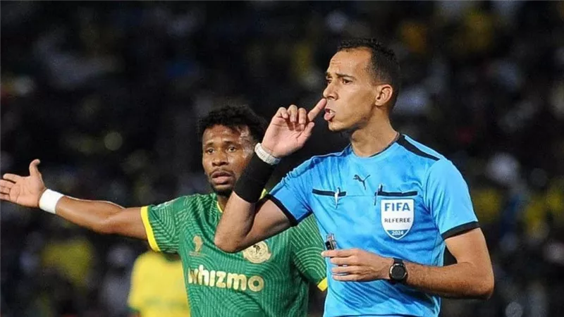 الموريتاني دحان بيدا حكما للسوبر الأفريقي بين صن داونز واتحاد العاصمة 
