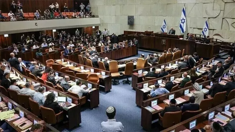 استطلاع رأي يكشف تقدم المعارضة الإسرائيلية في انتخابات الكنيست 