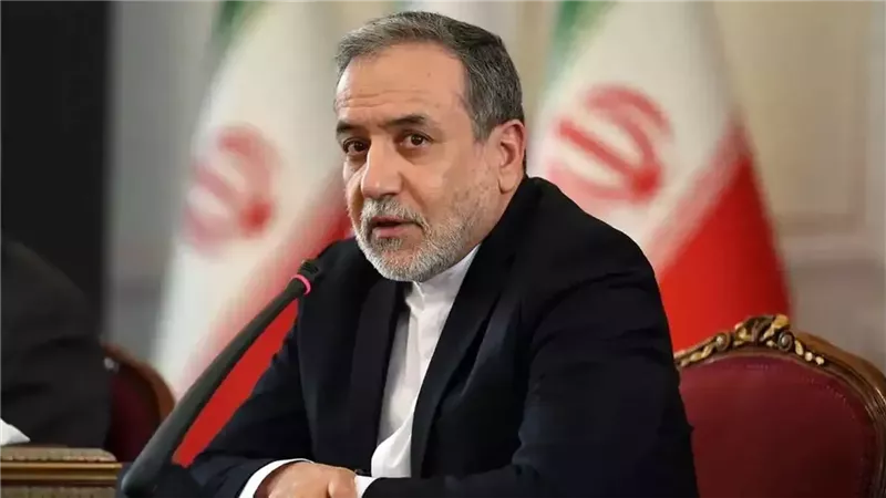 وزير الخارجية الإيراني: مضيق هرمز لن يعود إلى ما كان عليه قبل الحرب