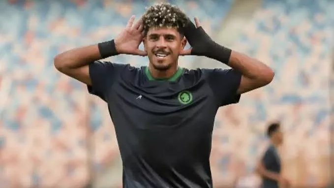 محمود ممدوح مهاجم مودرن سبورت