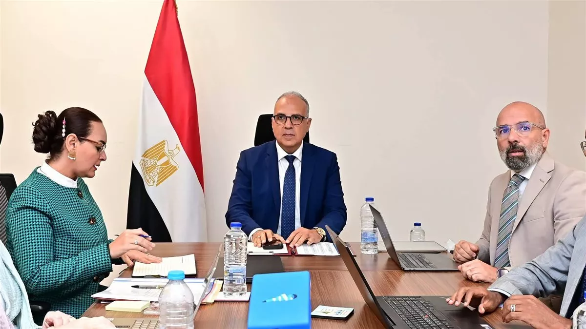 وزير الري يتابع جهود توفير الاحتياجات المائية للأنشطة الزراعية والإنتاج الغذائي