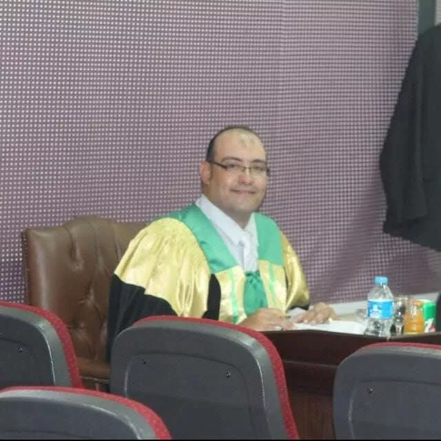 الدكتور أحمد حمدي، فيتو