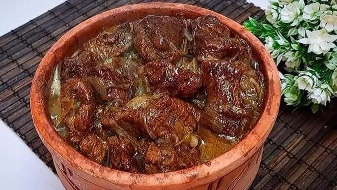 طاجن اللحمة بالبصل