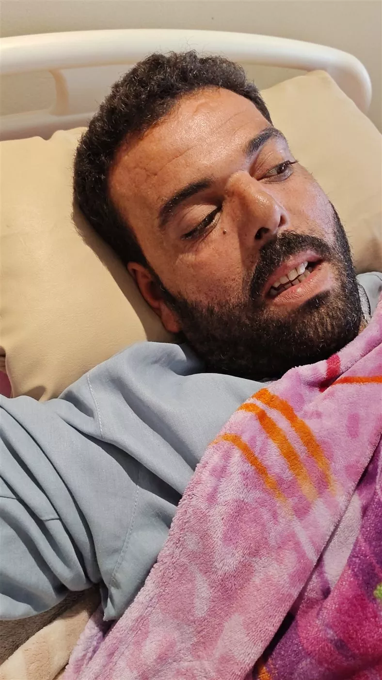 تدخل جراحي جديد، تفاصيل الحالة الصحية للسائق المصاب في أحداث السودان (فيديو)