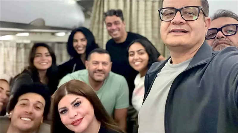 مسرحية انا مش عارفني