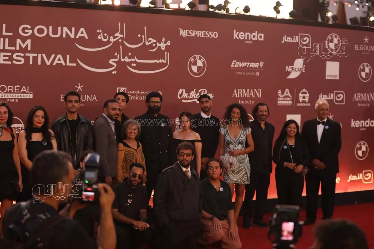 يسرا في مقدمتهم، نجوم الفن على ريد كاربت "خروج آمن" بـ "الجونة السينمائي" (صور)