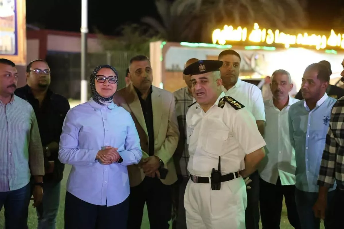 محافظ الوادي الجديد تتحرك لإعادة ضبط الخريطة المرورية بالخارجة وتعزيز الأمان