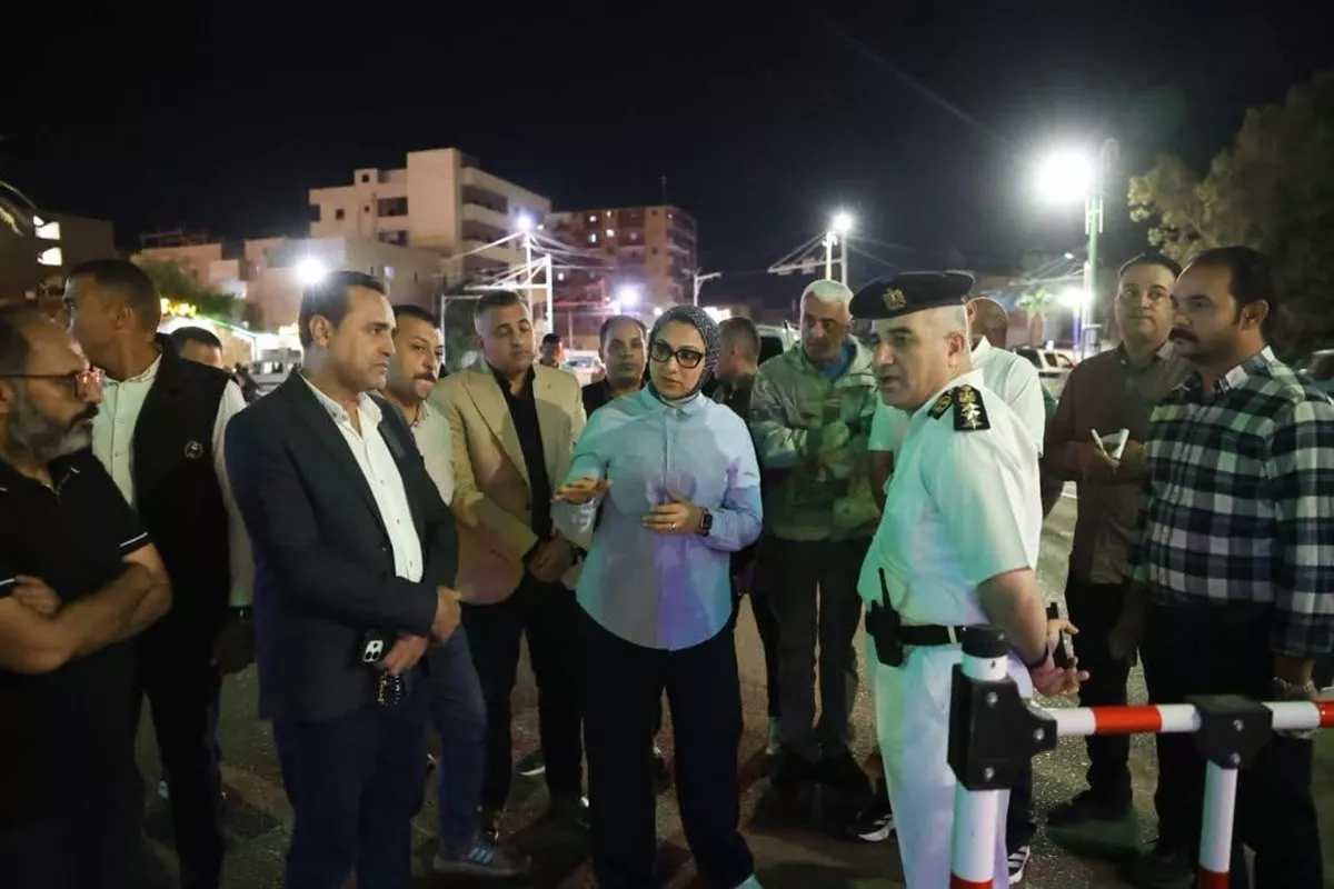 محافظ الوادي الجديد تتحرك لإعادة ضبط الخريطة المرورية بالخارجة وتعزيز الأمان