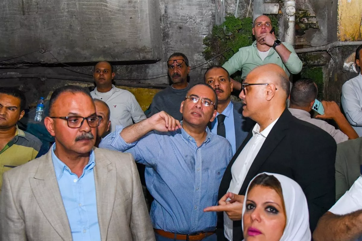 تشكيل لجنة هندسية لمعاينة عقار الإسكندرية المنهار وإخلاء عقارين مجاورين وتأمين إقامة بديلة لـ 8 أسر