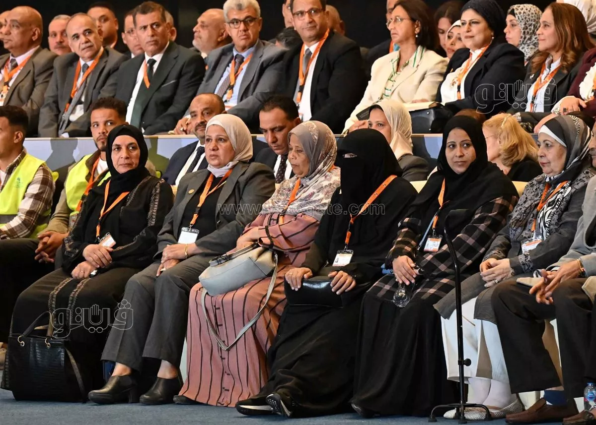 بشرى للمصريين.. مدبولي يكشف تفاصيل برنامج سكني ضخم بتوجيهات الرئيس السيسي