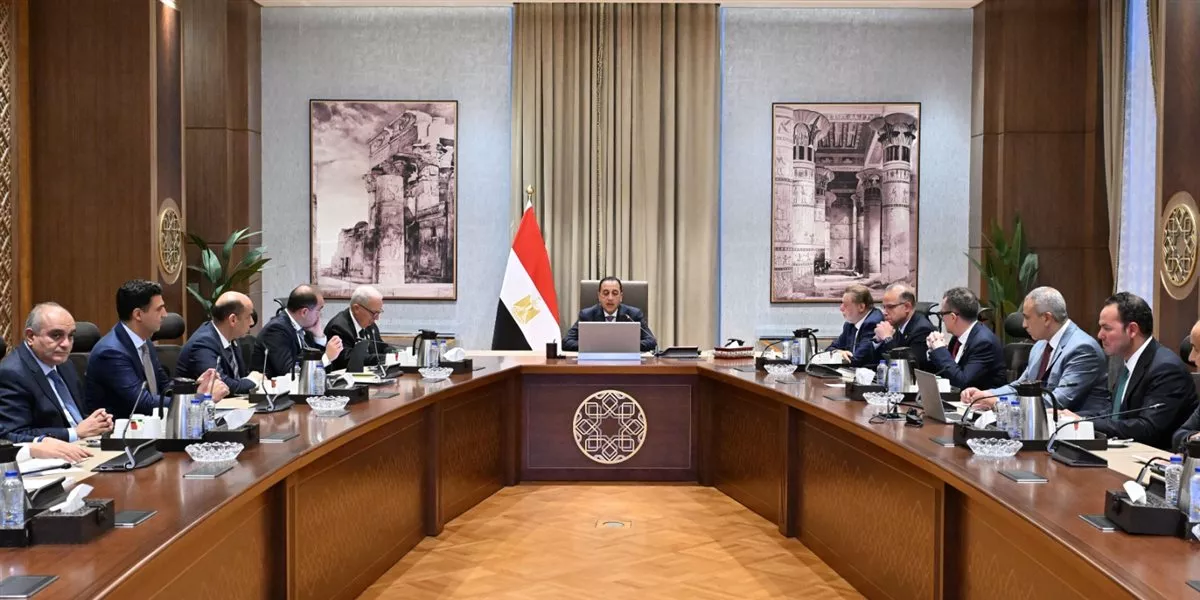 مدبولي يستعرض ملامح «البرنامج الوطني للتحول الاقتصادي» قبل الإعلان عنه في منتدى مصر 2026