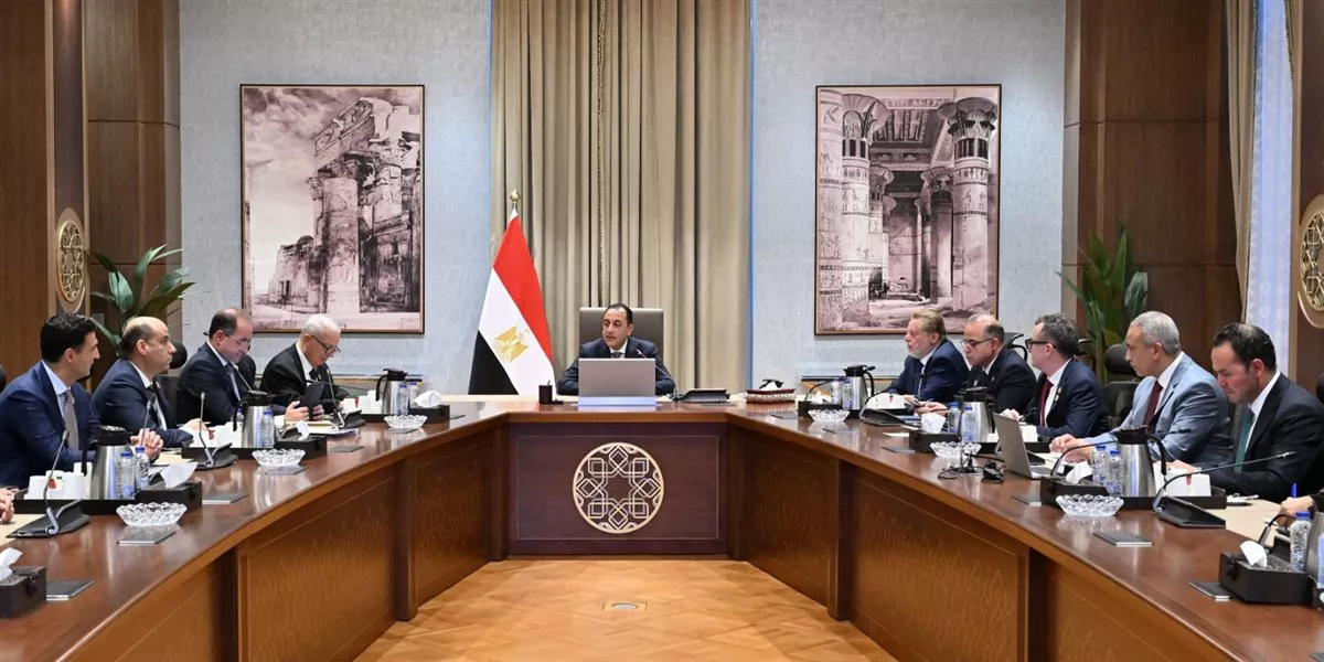 مدبولي يستعرض ملامح «البرنامج الوطني للتحول الاقتصادي» قبل الإعلان عنه في منتدى مصر 2026