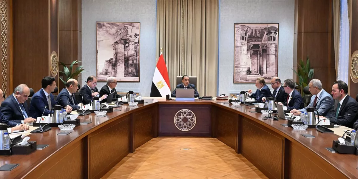 مدبولي يستعرض ملامح «البرنامج الوطني للتحول الاقتصادي» قبل الإعلان عنه في منتدى مصر 2026