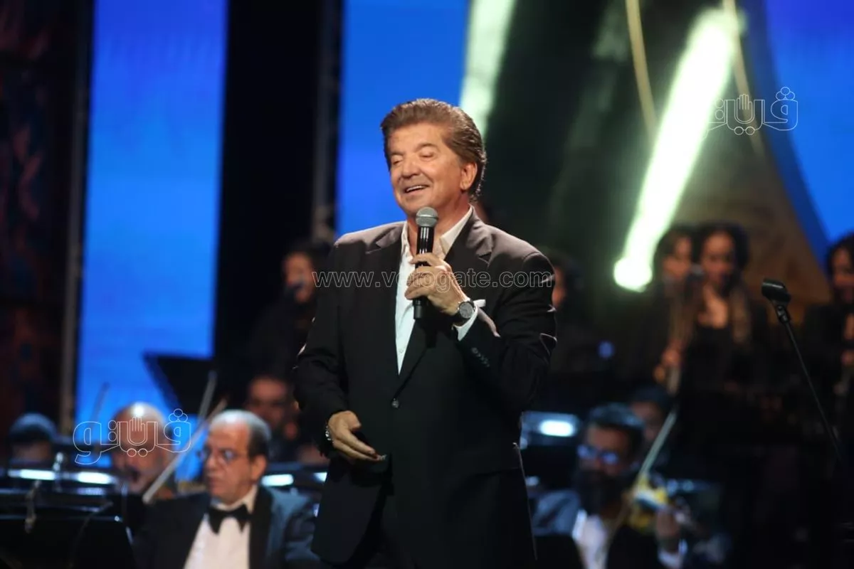 عندما يجمع مهرجان الموسيقى العربية الوجدان العربي، وليد توفيق يشدو على إيقاع الحنين وصرخة حب من أمل غربي لمصر (صور)