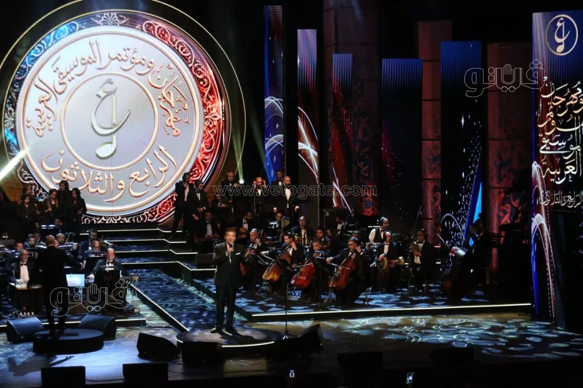 عندما يجمع مهرجان الموسيقى العربية الوجدان العربي، وليد توفيق يشدو على إيقاع الحنين وصرخة حب من أمل غربي لمصر (صور)