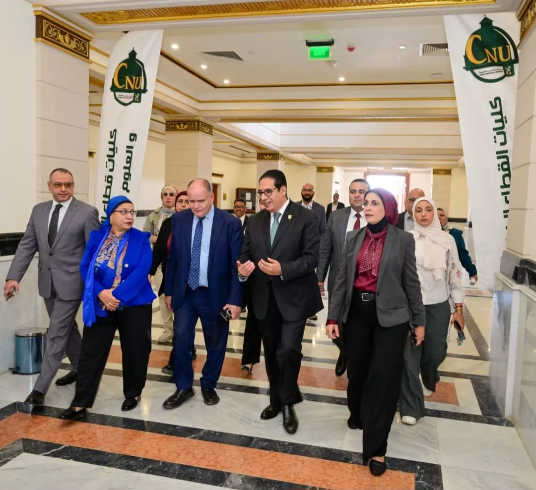 جوائز مالية لأفضل المشروعات الابتكارية، تحرك جديد لدعم إبداعات طلاب جامعة القاهرة الأهلية (صور)