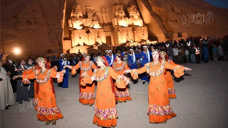 بحضور الآلاف، انتهاء فعاليات الاحتفال بظاهرة تعامد الشمس على وجه الملك رمسيس الثانى بأسوان (صور)