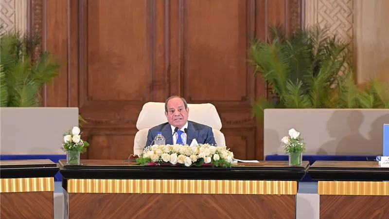 السيسي: هدفنا من منتدى مصر شرح حقائق الأمور للمواطنين وتحديات الدولة ومنها الطاقة