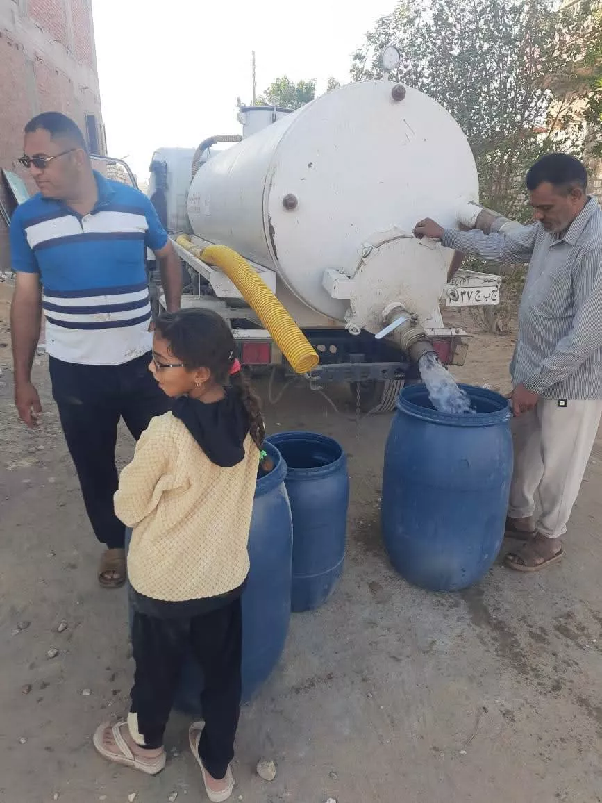تدخل عاجل لحل أزمة انقطاع المياه بقرية جدة في باريس الوادي الجديد