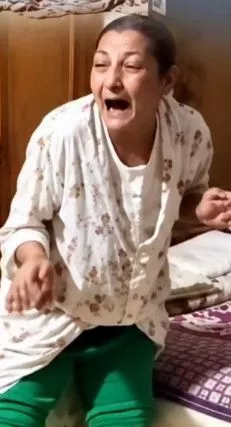 صراخ ودموع سيدة مسنة بالمحلة 