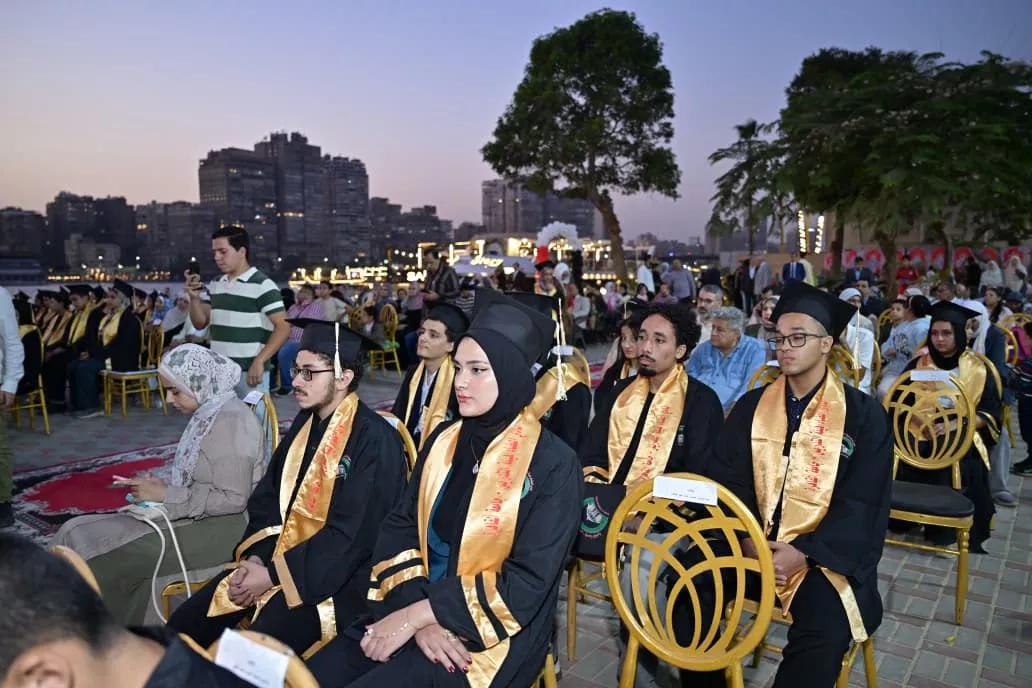 رئيس جامعة القاهرة يفتتح المقر الجديد لنادي أعضاء هيئة التدريس