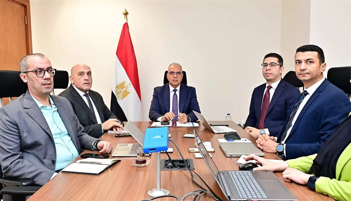وزير الري: نستخدم الأقمار الصناعية والذكاء الاصطناعي في رصد التعديات على المجاري المائية