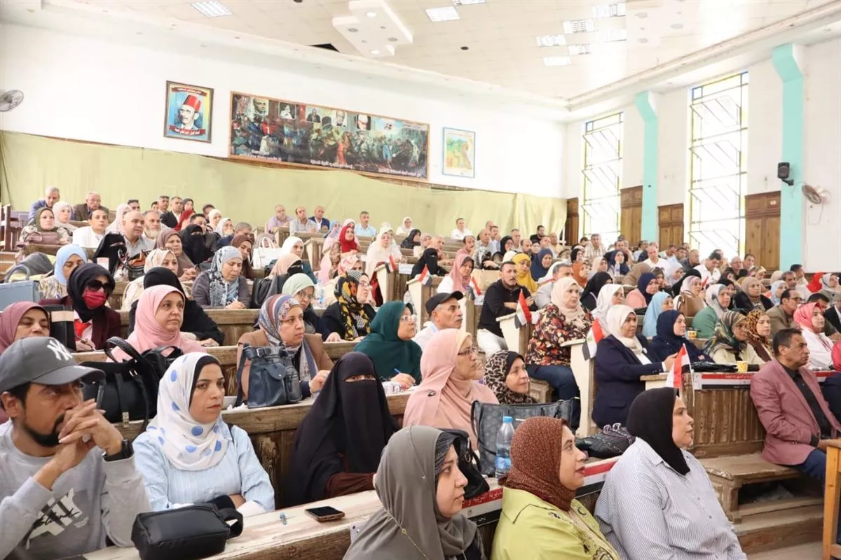وكيل تعليم الدقهلية يواصل تدريب مديري المدارس على تطوير الأداء وتعزيز القيادة المدرسية