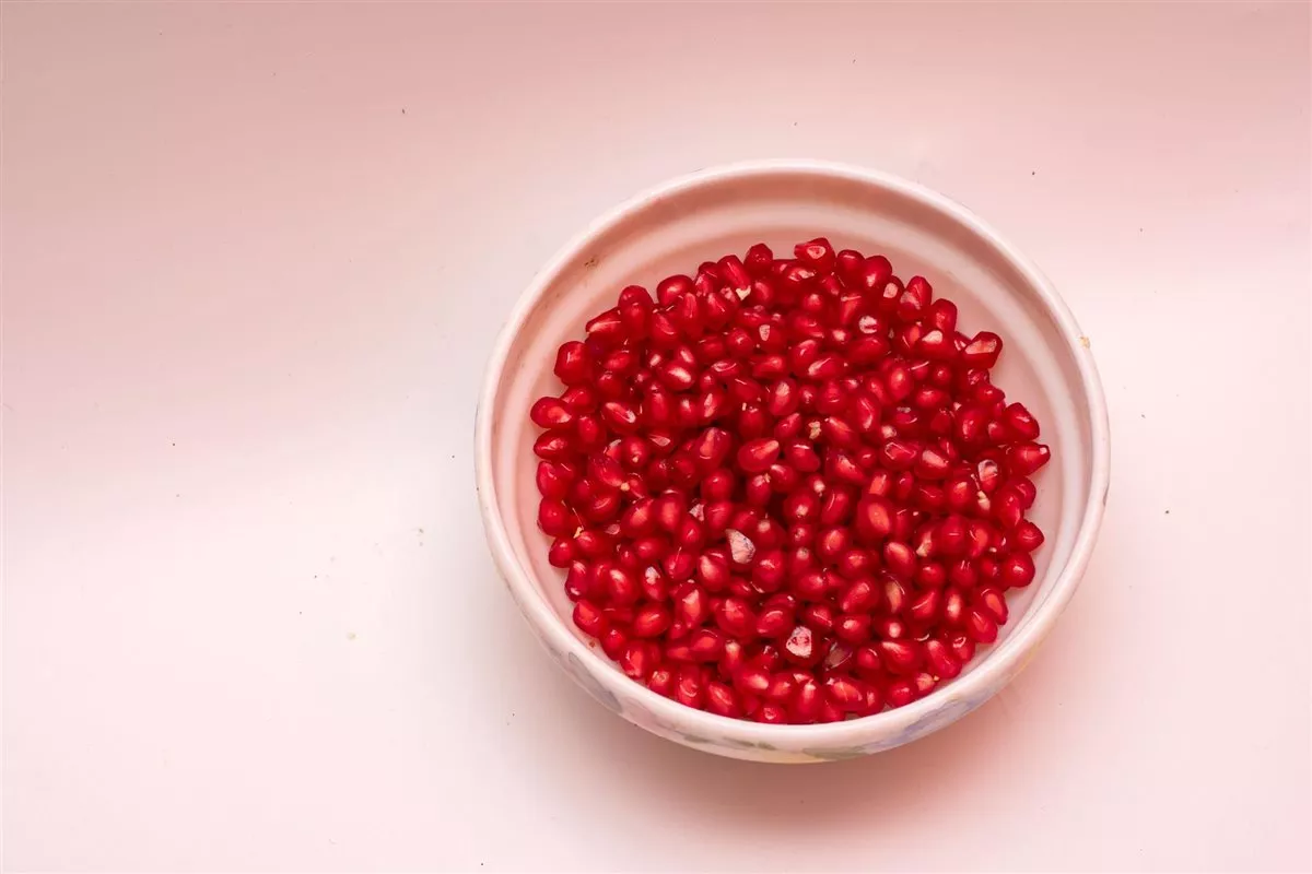 الرمان لجمالك