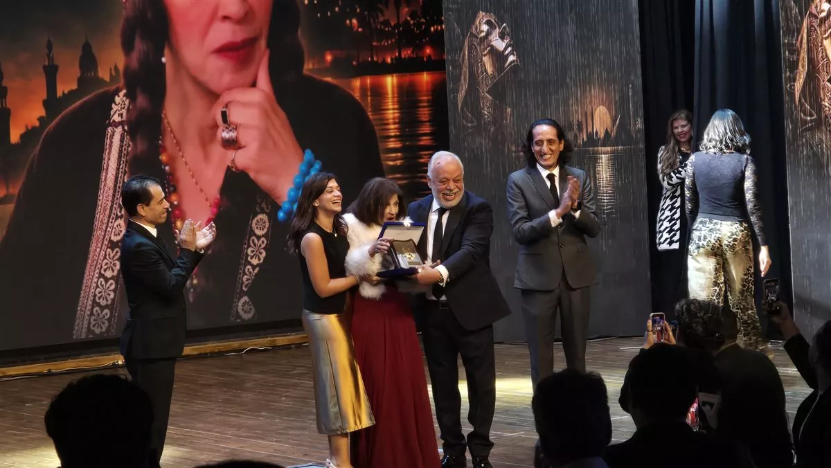 بعد تكريمها في مهرجان "المهن التمثيلية"، مشاهد لا تنسى لـ عائشة الكيلاني بالسينما والتلفزيون