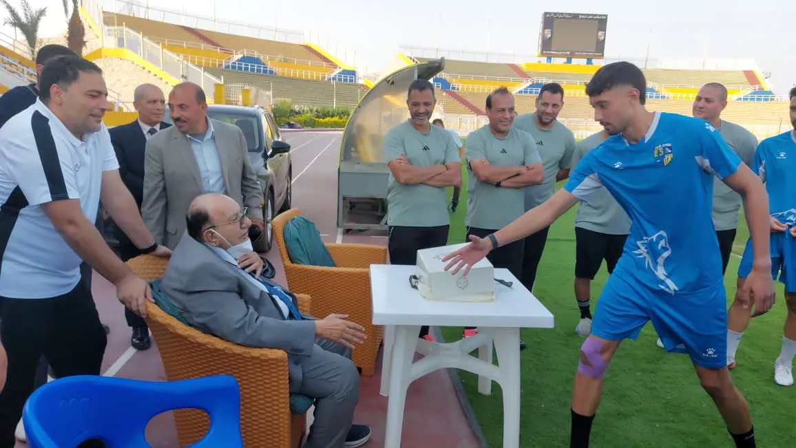 أجواء إيجابية بمران المقاولون استعدادا للزمالك واستقبال خاص لـ عادل فتحي