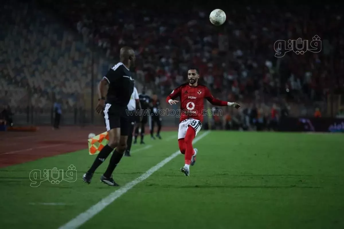 طاهر محمد يبصم على هدف الأهلي الرابع في شباك كيتارا الأوغندي (صور)