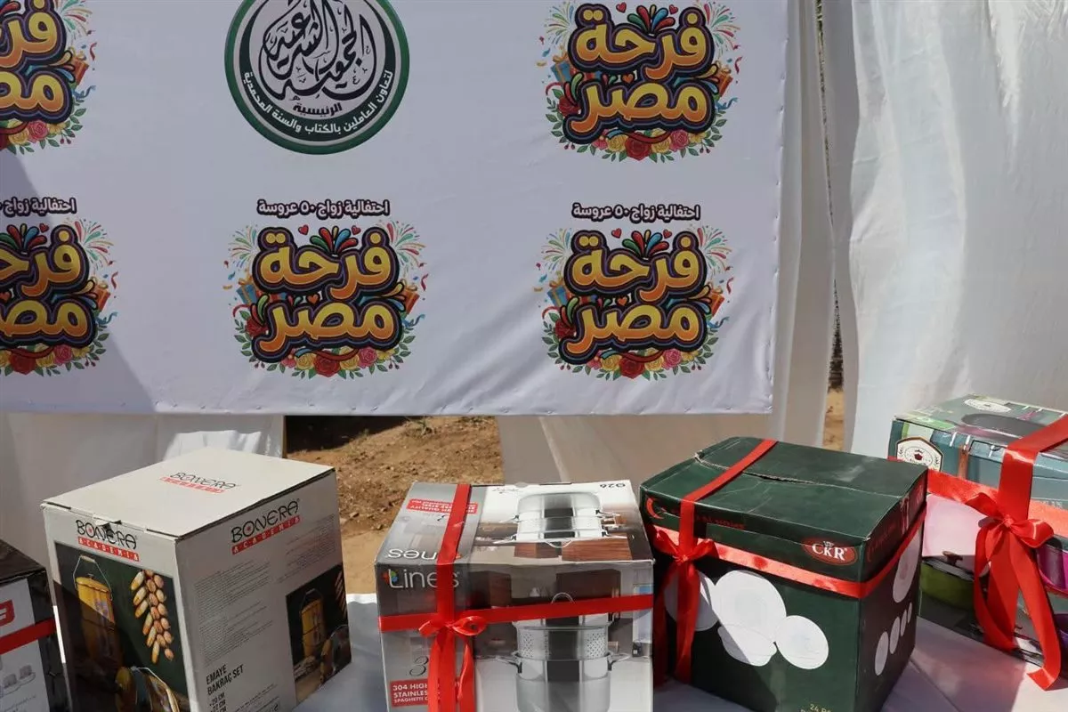 محافظ الوادي الجديد تشهد تجهيز 50عروسًا بالداخلة وبلاط