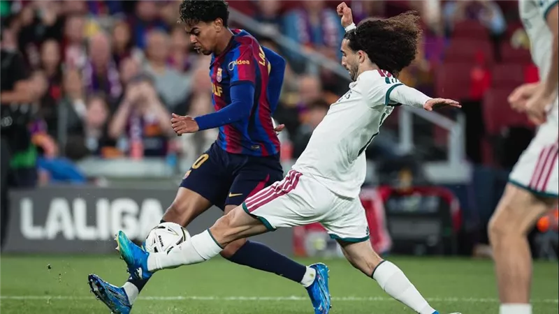 استمرار التعادل السلبي بين برشلونة وريال مدريد في الكلاسيكو بعد مرور 30 دقيقة