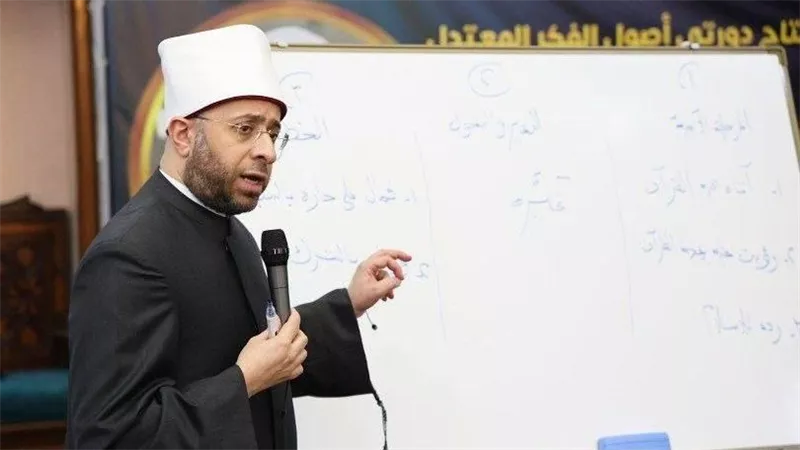 وزير الأوقاف يشهد افتتاح دورتي «أصول الفكر المعتدل» و«تحسين الأداء اللغوي» للأئمة بكرداسة