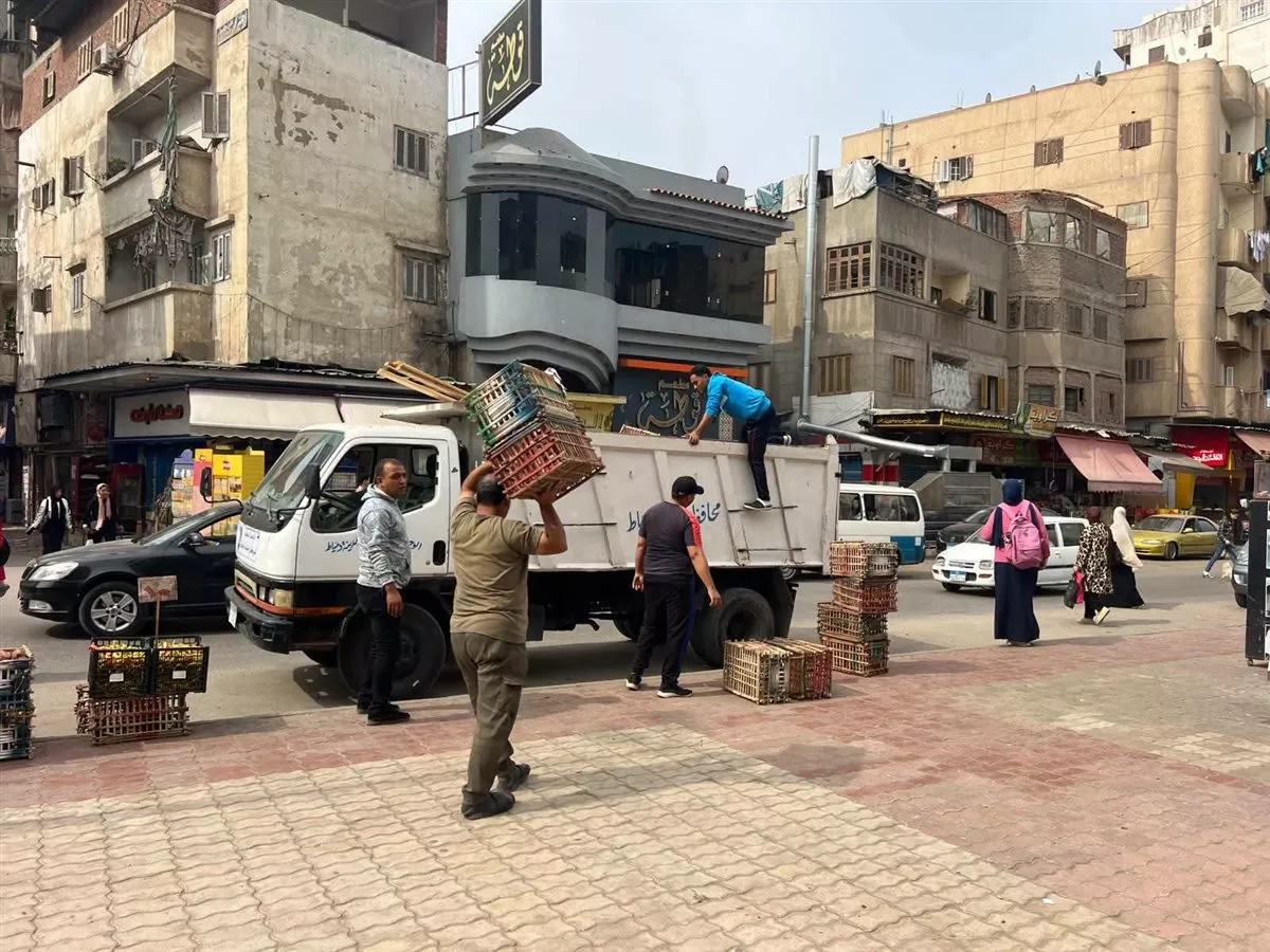 حملات ميدانية مكبرة بمختلف مراكز دمياط للارتقاء بالخدمات وتحسين البيئة