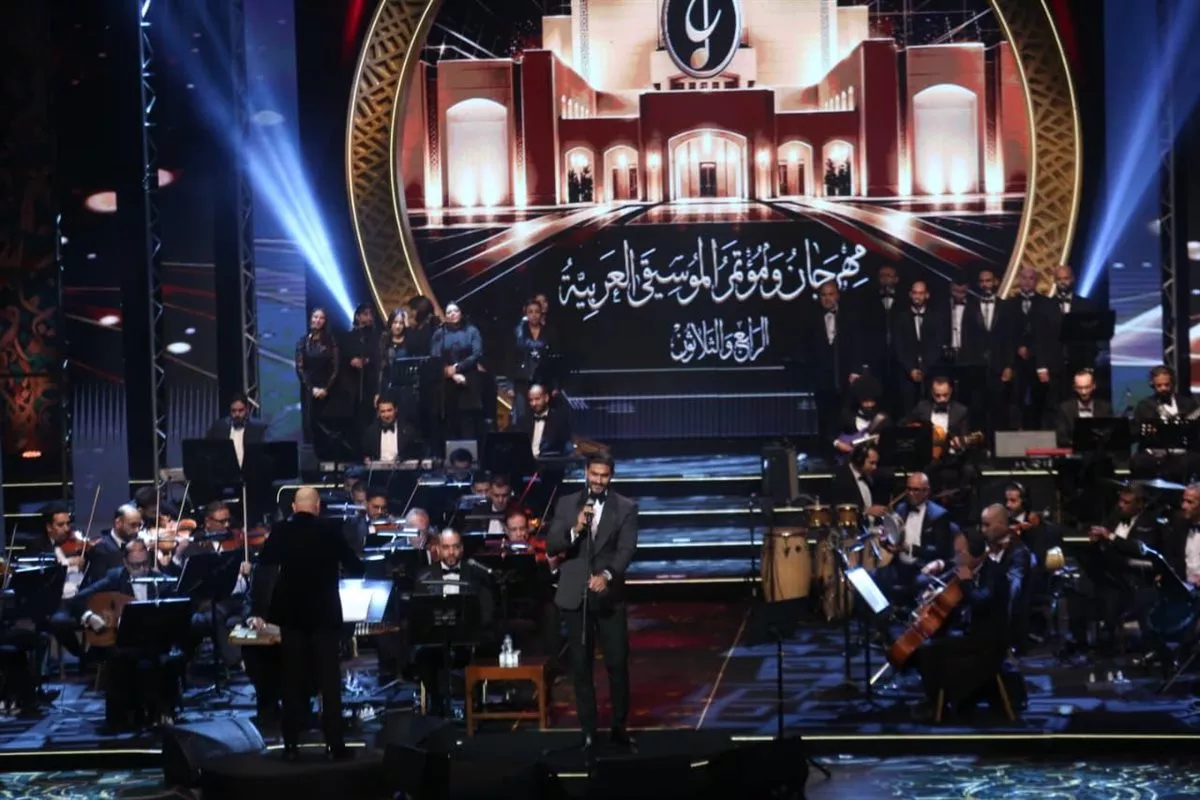 مهرجان الموسيقى العربية يواصل رحلة الإبداع، خالد سليم يبعث رسائل الحب وحنين الشاطر تنسج المشاعر (صور)