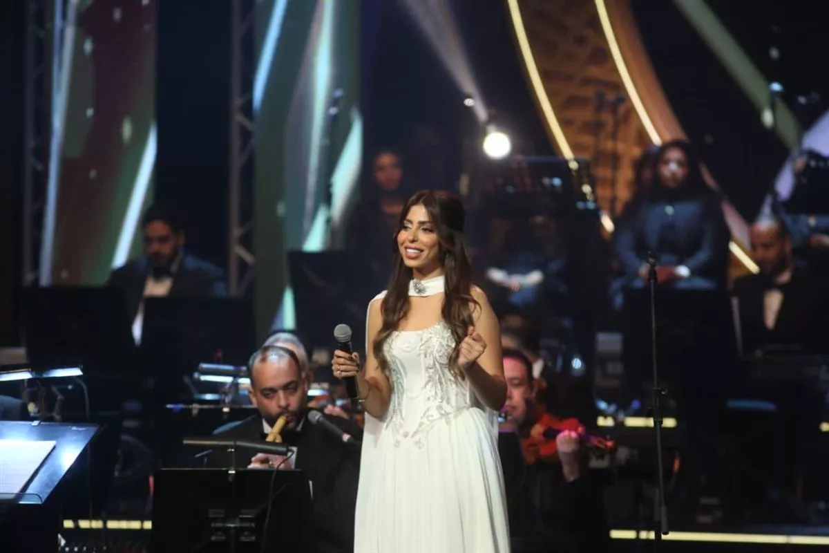 مهرجان الموسيقى العربية يواصل رحلة الإبداع، خالد سليم يبعث رسائل الحب وحنين الشاطر تنسج المشاعر (صور)