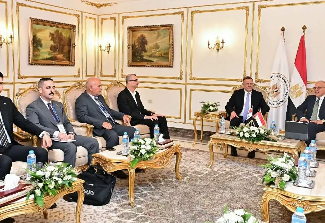 مصر والعراق تبحثان توظيف الذكاء الاصطناعي وإعادة استخدام مياه الصرف الزراعي