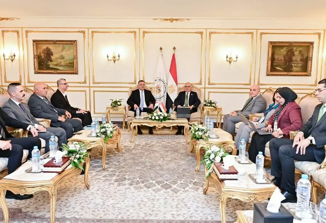 مصر والعراق تبحثان توظيف الذكاء الاصطناعي وإعادة استخدام مياه الصرف الزراعي
