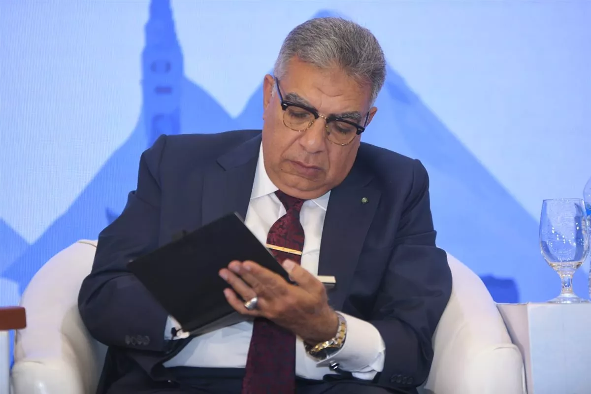 محافظا الدقهلية ودمياط ووزير الري يشهدون الجلسة التشاورية لمشروع تعزيز التكيف مع التغيرات المناخية