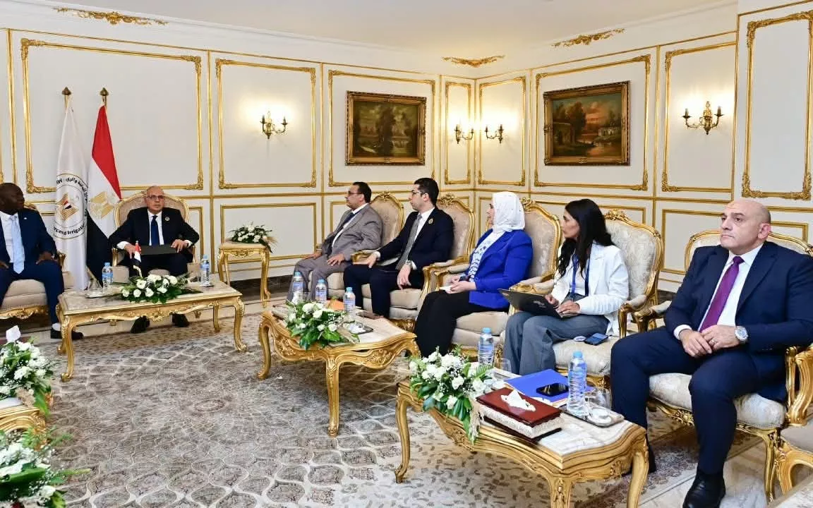 وزير الري يعلن الانتهاء من تنفيذ سوق الأسماك وموقع الإنزال بكاموونجا في أوغندا