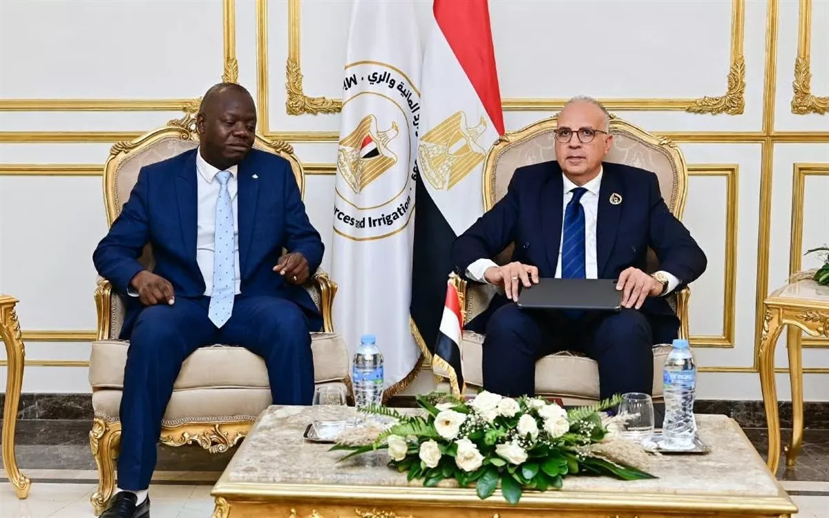 وزير الري يعلن الانتهاء من تنفيذ سوق الأسماك وموقع الإنزال بكاموونجا في أوغندا