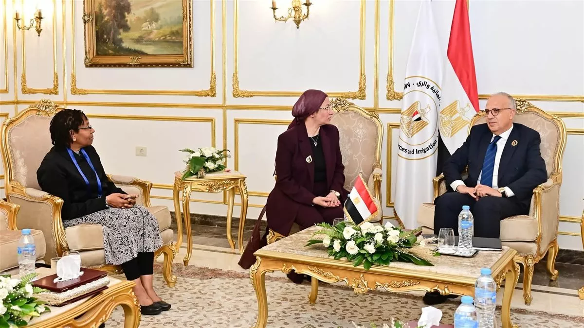وزير الري يبحث تمويل 69 مشروعًا مائيًا استعدادًا لمؤتمر مكافحة التصحر 2028