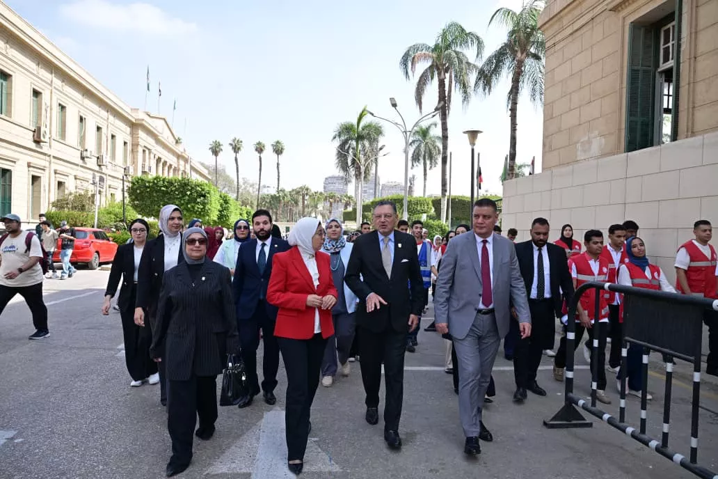 انطلاق النسخة الثالثة من حملة "الأسبوع الأحمر» بجامعة القاهرة