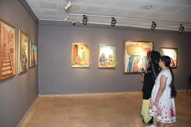 أرشيف بصري للروح المصرية الخالصة، افتتاح معرض عز الدين نجيب بقاعة "الباب سليم" (صور)