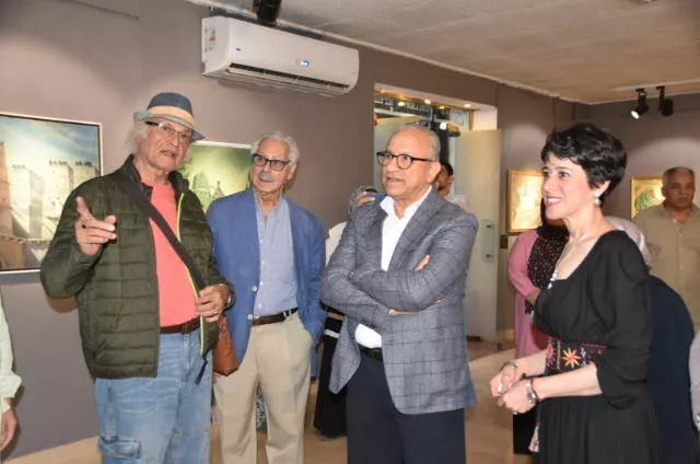 أرشيف بصري للروح المصرية الخالصة، افتتاح معرض عز الدين نجيب بقاعة "الباب سليم" (صور)